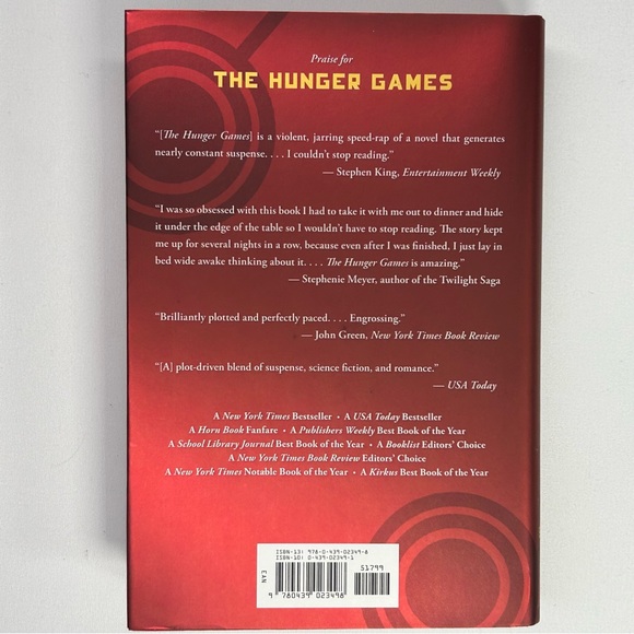 The Hunger Games Trilogy 3 Book Series - Picture 5 of 9